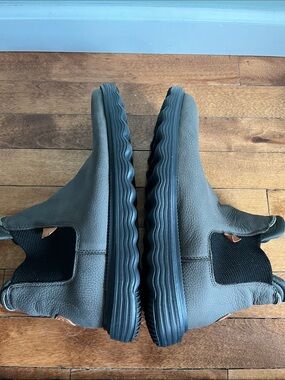 Hey Dude Chelsea Boots Charcoal Gray Faux Leather Slip On Comfort Men's 11